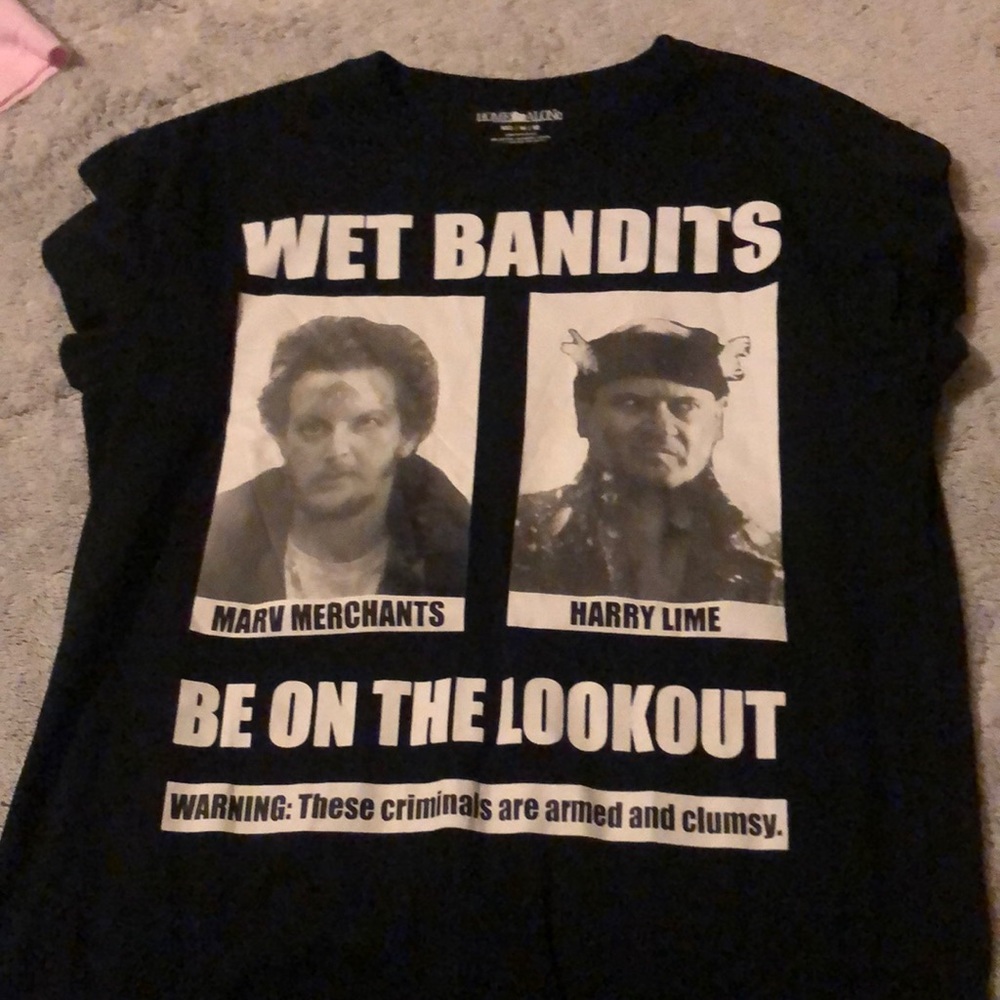 Home alone shirt wet bandits
